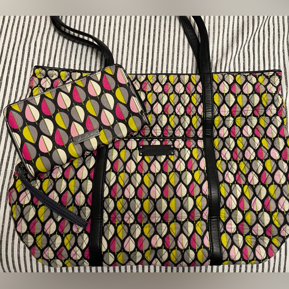 Vera Bradley tote and matching wallet